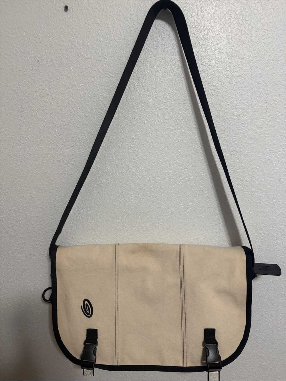 Timbuk2 Canvas Messenger Bag in Cream with Black Trim